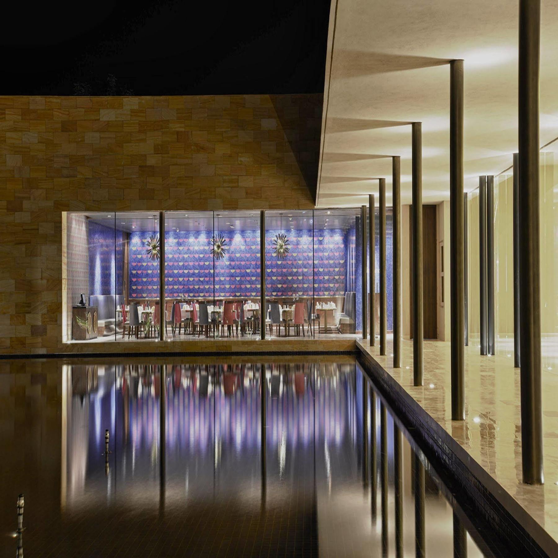 Marasa Sarovar Premiere Tirupati Exterior foto The interior of the hotel